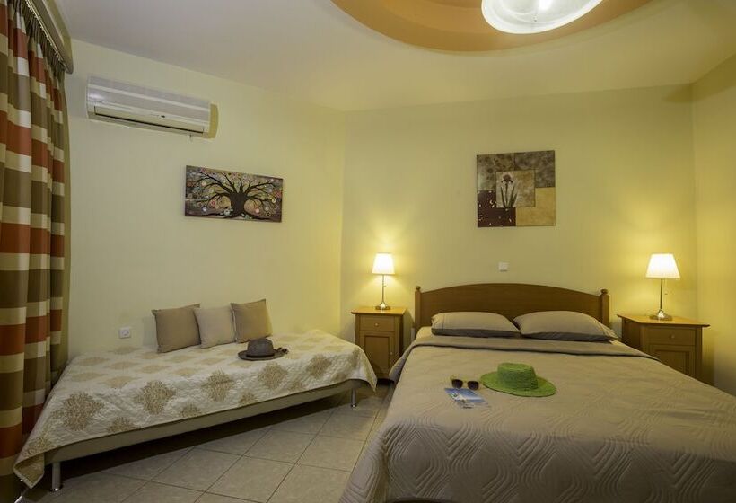 آپارتمان خانوادگی, Lyristis Dinos Studios & Apartments