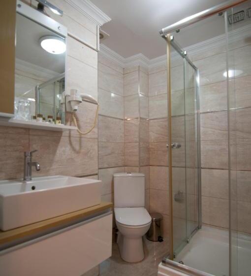 اتاق خانوادگی, Genius Hotel Istanbul