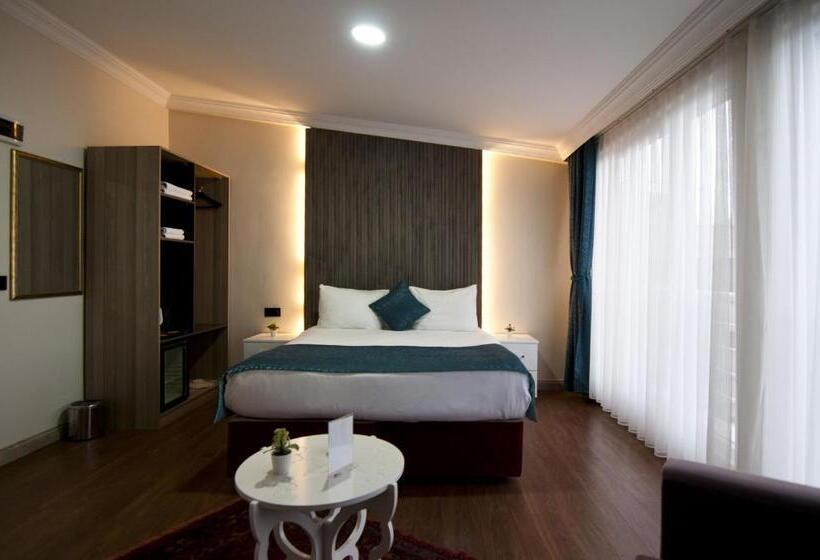 اتاق لوکس سه تخته, Genius Hotel Istanbul