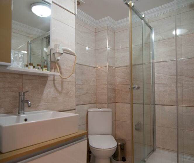 اتاق خانوادگی, Genius Hotel Istanbul