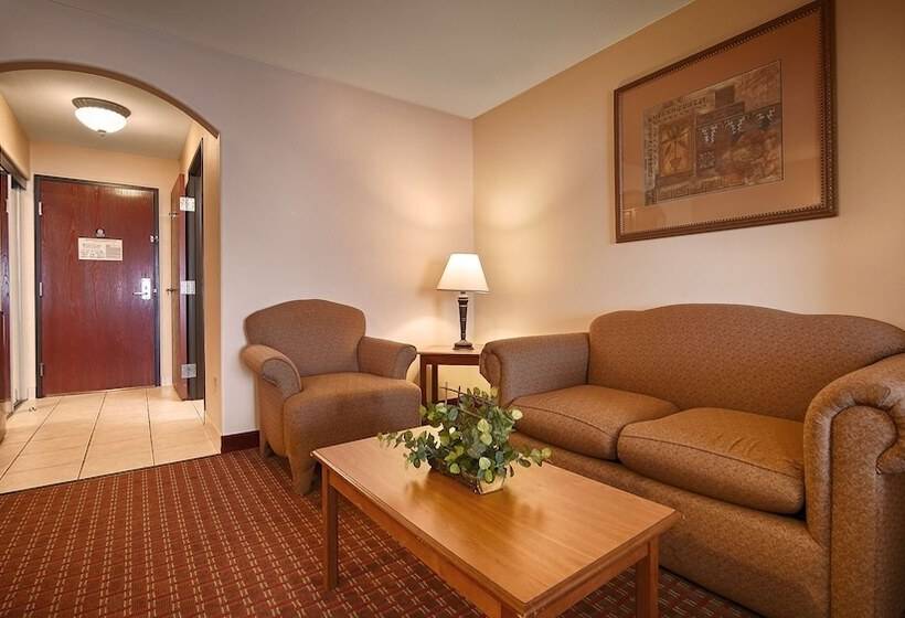 سوئیت برای معلولان, Best Western Casa Villa Suites
