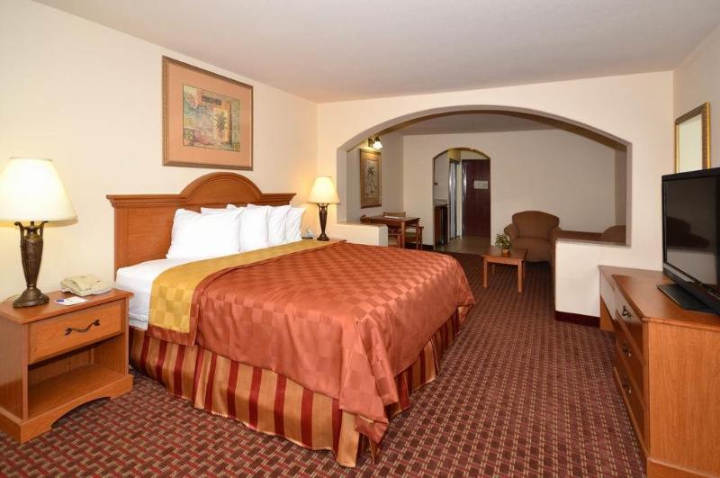سوئیت با تخت بزرگ, Best Western Casa Villa Suites