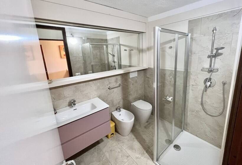 Апартаменты 1 Спальня, Superior Apartments In Residence In Cugnana Verde