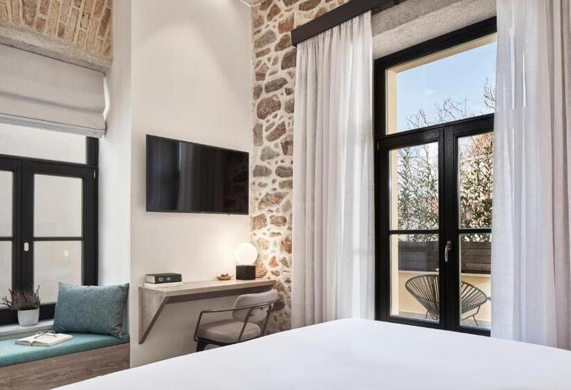 Полулюкс Одноместный с Террасой, Nlh Monastiraki   Neighborhood Lifestyle Hotels