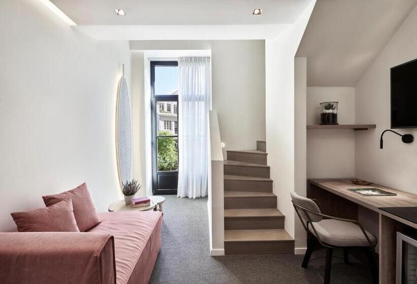 Superior suite with balcony, Nlh Monastiraki   Neighborhood Lifestyle Hotels