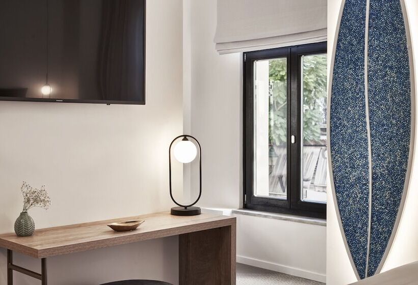 Классический Номер, Nlh Monastiraki   Neighborhood Lifestyle Hotels