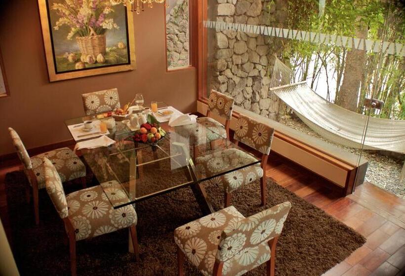 سوئیت با چشم‌انداز رودخانه, Aranwa Sacred Valley Hotel & Wellness