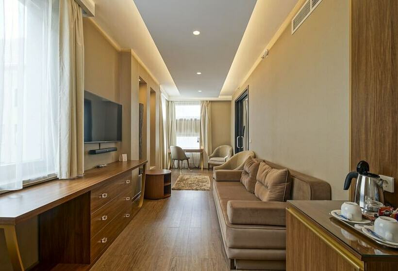 스위트, Continental Hotel Budapest