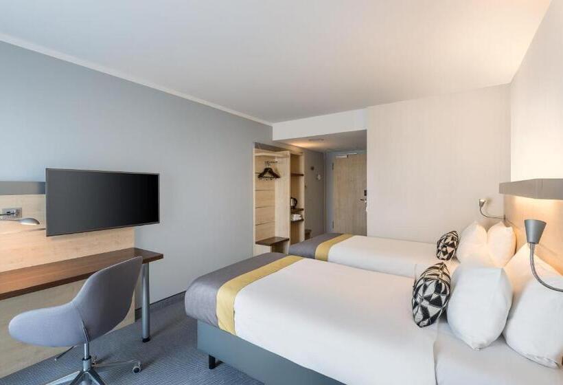 Номер Стандарт, Holiday Inn Express Gütersloh, An Ihg