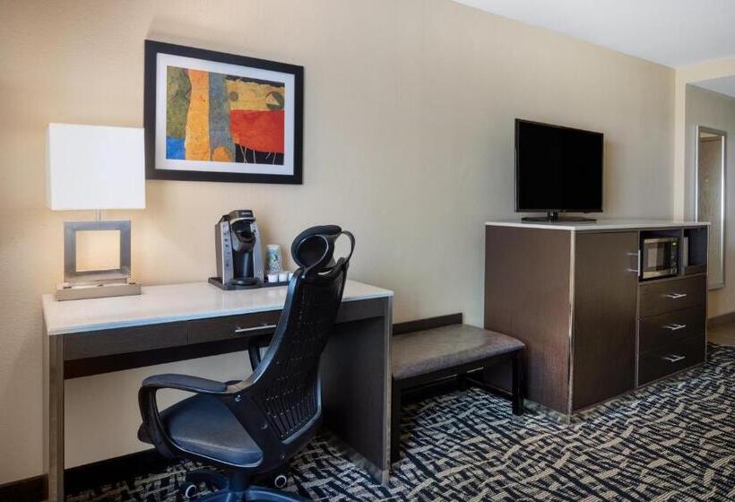 Стандартный Номер Кровать Кинг, Holiday Inn Poughkeepsie, An Ihg