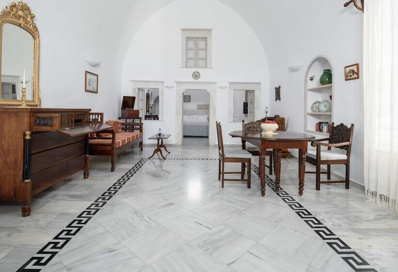سوئیت مستر با چشم‌انداز دریا, Mybozer Hotel Kallisto