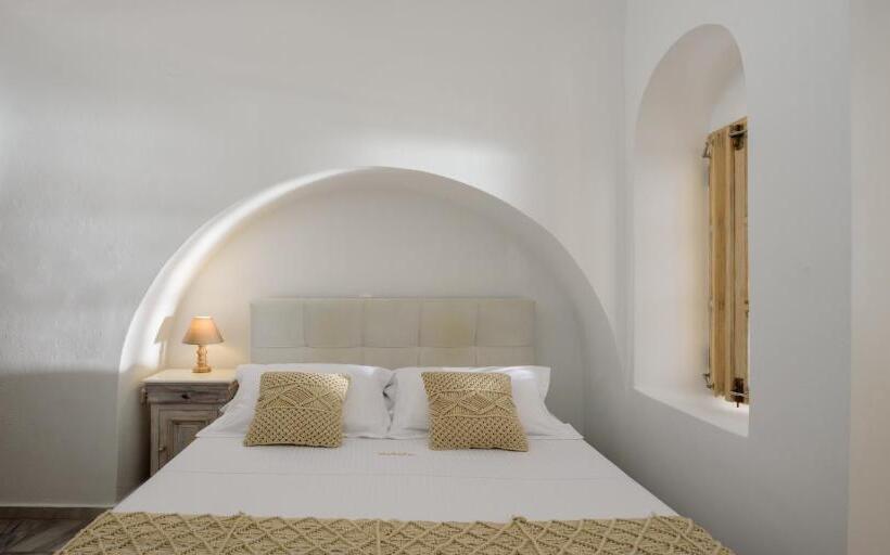 سوئیت جونیور با چشم‌انداز, Mybozer Hotel Kallisto