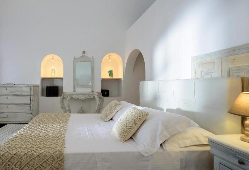 سوئیت مستر با چشم‌انداز دریا, Mybozer Hotel Kallisto