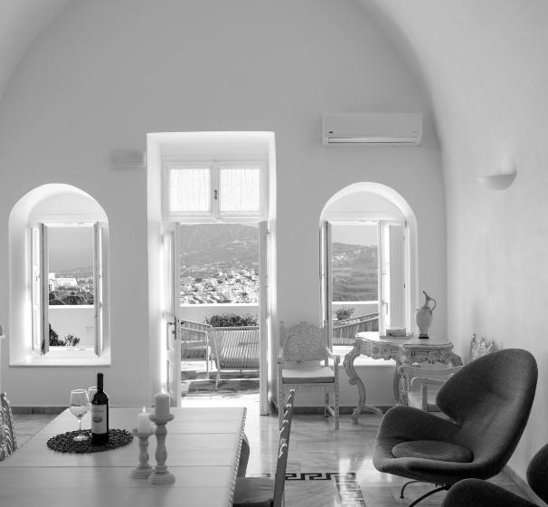 سوئیت مستر با چشم‌انداز دریا, Mybozer Hotel Kallisto