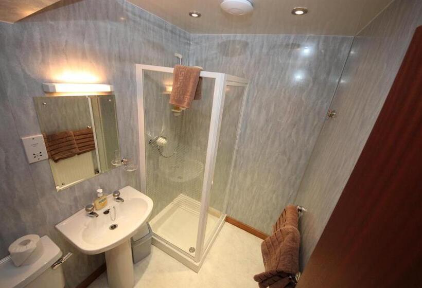 Семейный Номер, Stronchreggan View Guest House