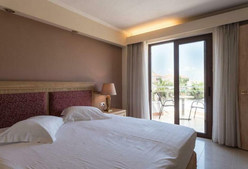 Студио Стандарт Вид на Сад, Okeanis Golden Resort