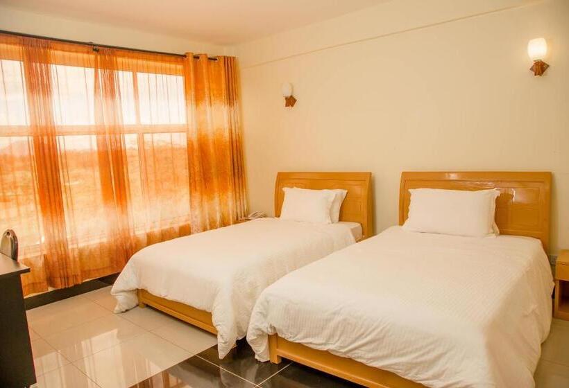 اتاق استاندارد سه نفره, A1 Hotel And Resort