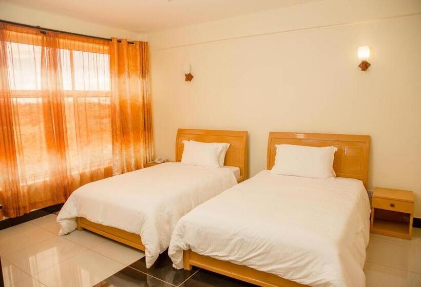 اتاق استاندارد سه نفره, A1 Hotel And Resort