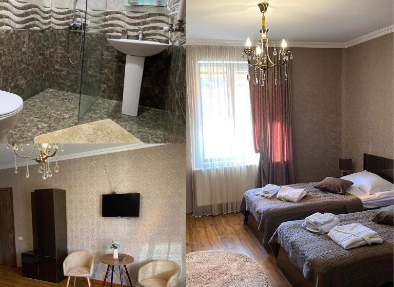 اتاق استاندارد با چشم‌انداز, Golden Star Kazbegi
