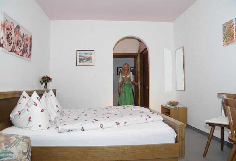 Трехместный Номер Комфорт, Pension Brunhild
