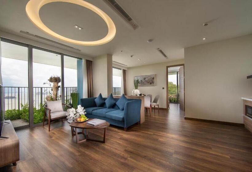 اتاق خانوادگی با چشم‌انداز دریا, Flamingos Cat Ba Resort Apartment