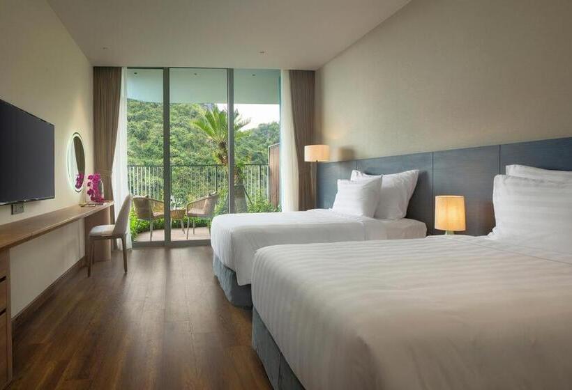 اتاق استاندارد چهار تخته, Flamingos Cat Ba Resort Apartment