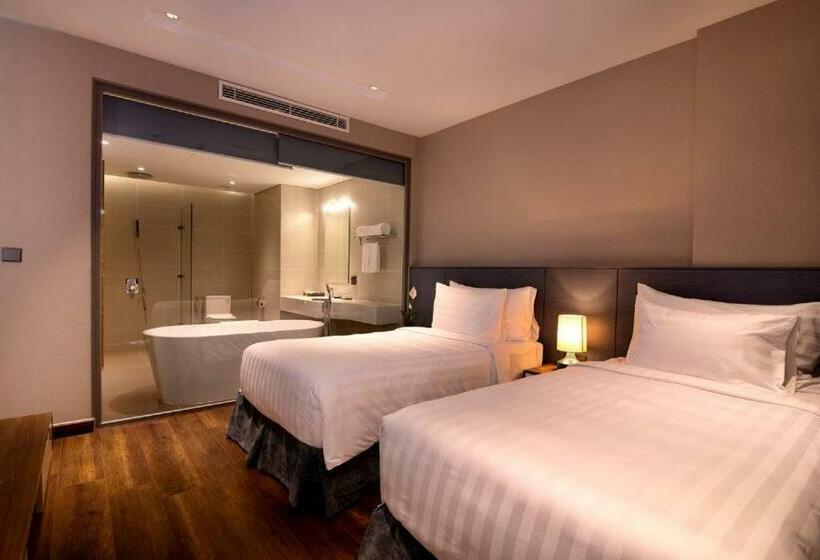 اتاق استاندارد با چشم‌انداز دریا, Flamingos Cat Ba Resort Apartment