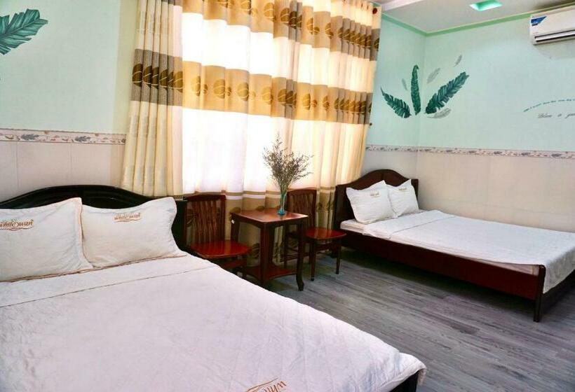 سوییت خانوادگی, Lime Hostel   Ninh Kieu Center