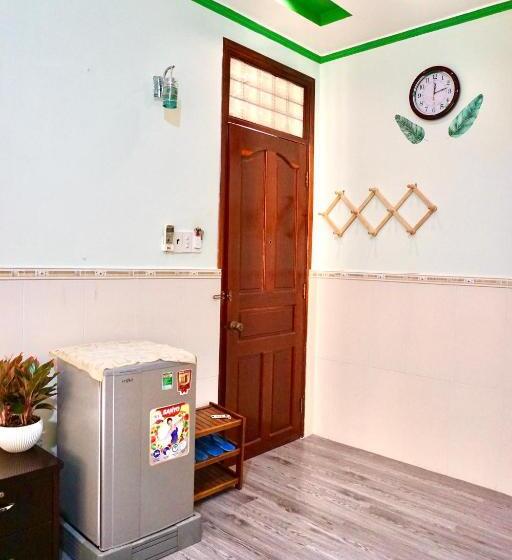 سوئیت با بالکن, Lime Hostel   Ninh Kieu Center