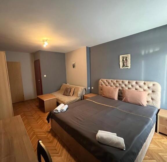 اتاق استاندارد با چشم‌انداز دریاچه, Villa Dionis