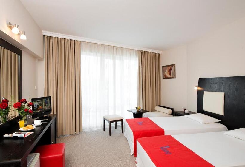 Номер Стандарт Индивидуальный с Балконом, Calypso Hotel   All Incluisve