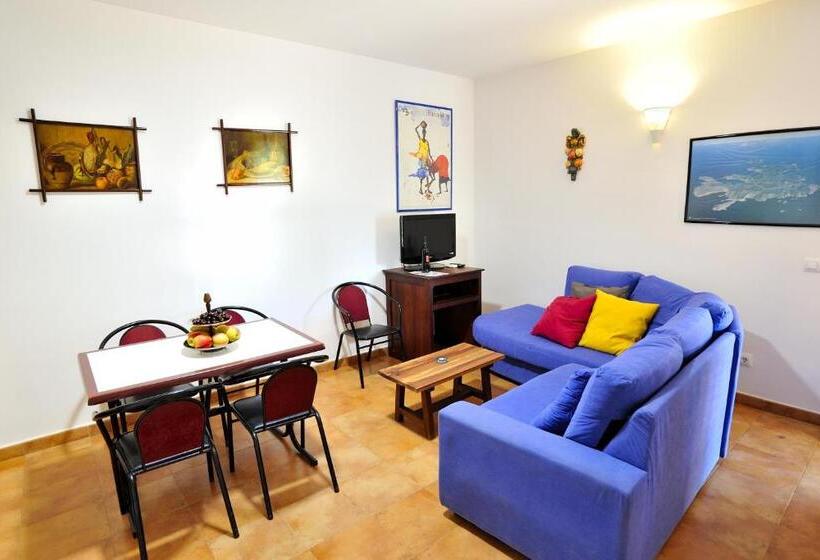 Апартаменты 2 Спальни, Petit Hotel Es Figueral