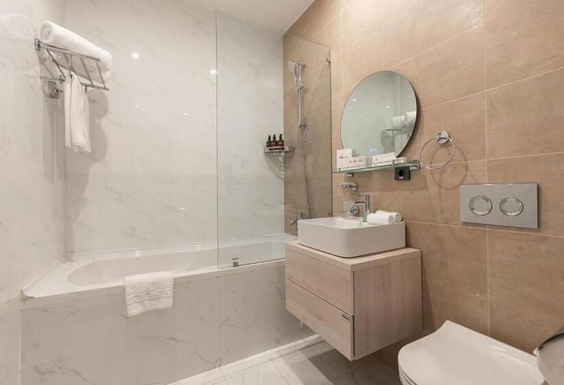 اتاق لوکس, Inspiras Tashkent