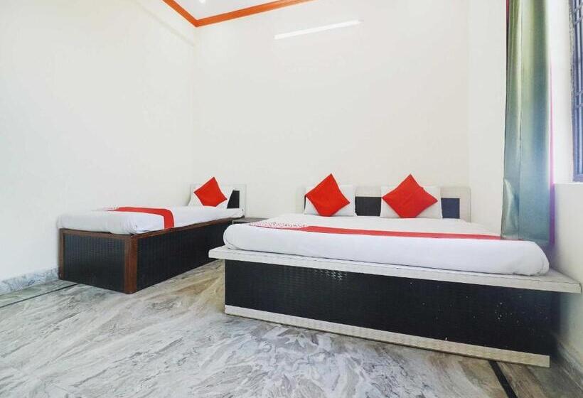 Трехместный Номер Deluxe, Oyo 72863 New Satkar