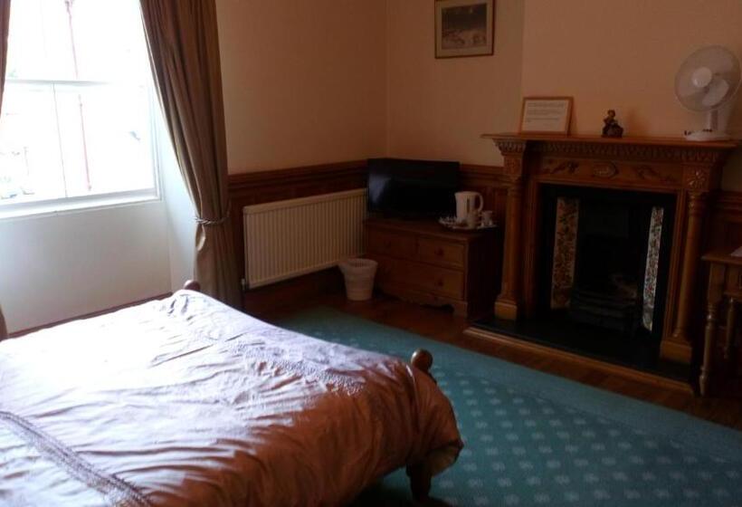 Номер Стандарт, The Londesborough Arms Bar With En Suite Rooms