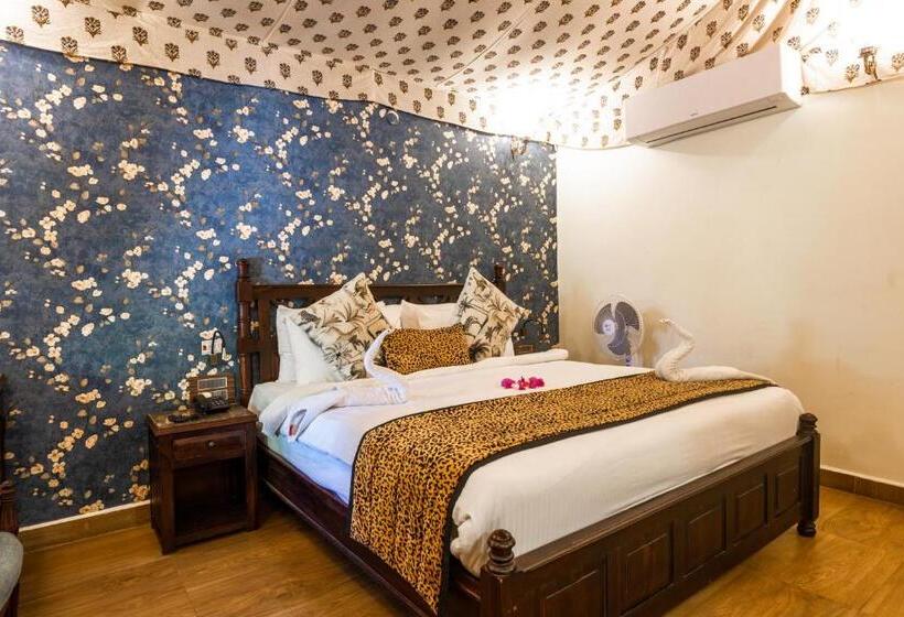 Хижина, Gir Lion Safari Camp By Trulyy, Sasan Gir