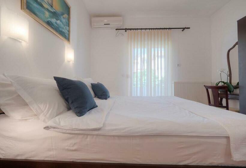 آپارتمان 1 خوابه با تراس, Mediterranean Guest House Balkan