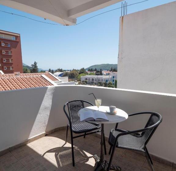اتاق استاندارد, Mediterranean Guest House Balkan