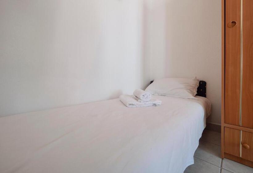 اتاق استاندارد سه تخته با بالکن, Mediterranean Guest House Balkan