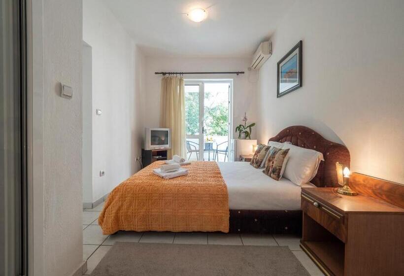 اتاق راحتی سه تخته, Mediterranean Guest House Balkan