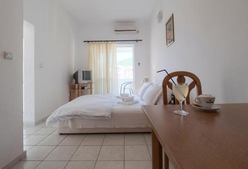 اتاق استاندارد با بالکن, Mediterranean Guest House Balkan