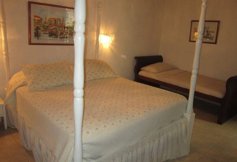 3 Bett Superior Zimmer, Casa India Catalina