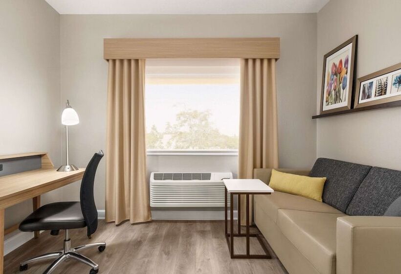 Люкс, Comfort Suites Shenandoahthe Woodlands