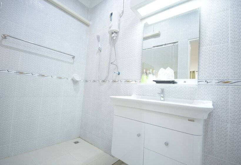 Номер Deluxe, Irest Ao Nang Seafront