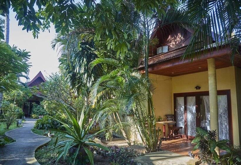 اتاق لوکس, Natural Wing Health Spa & Resort