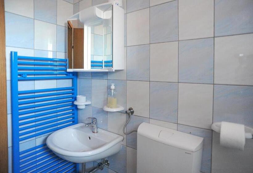 침실 2개 바다 전망 아파트, Apartmani Vila Caska