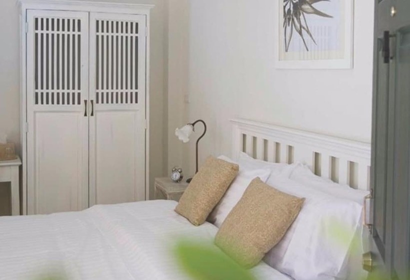 Quarto Deluxe, Baan Pra Nond B&b