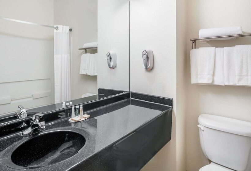 Studio Deluxe, Baymont By Wyndham Indianapolis Northeast