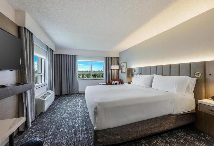 プレミアムルーム, Crowne Plaza Ft Myers Gulf Coast, An Ihg