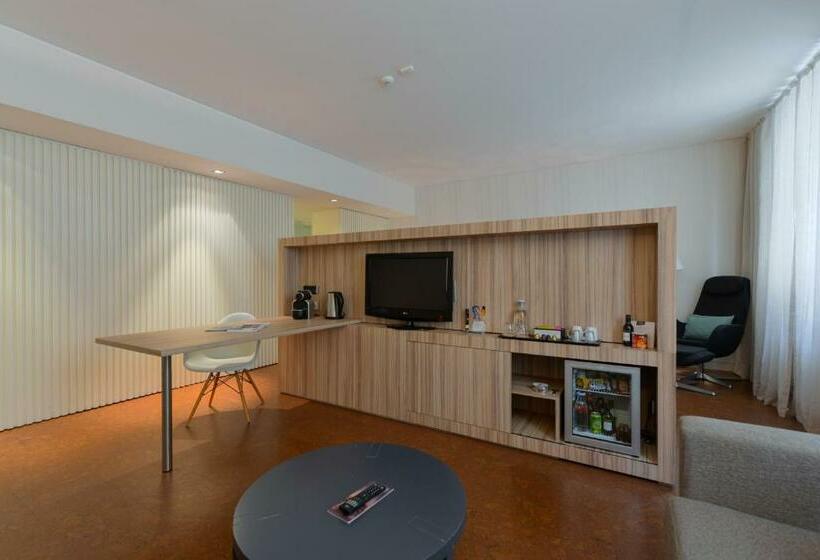 Suite, Inspira Liberdade Boutique